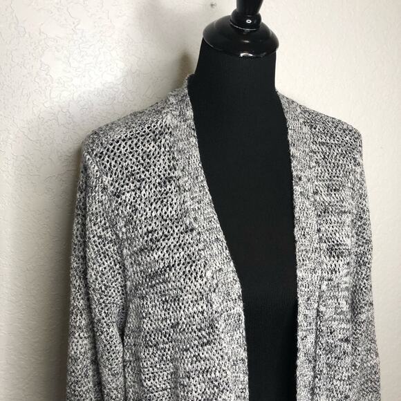 Torrid black white gray open knit long open front cardigan size 3 or 3X - Picture 2 of 14